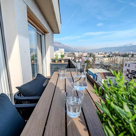 Studio Vue Montagne เกรอน็อบล์ ภายนอก รูปภาพ